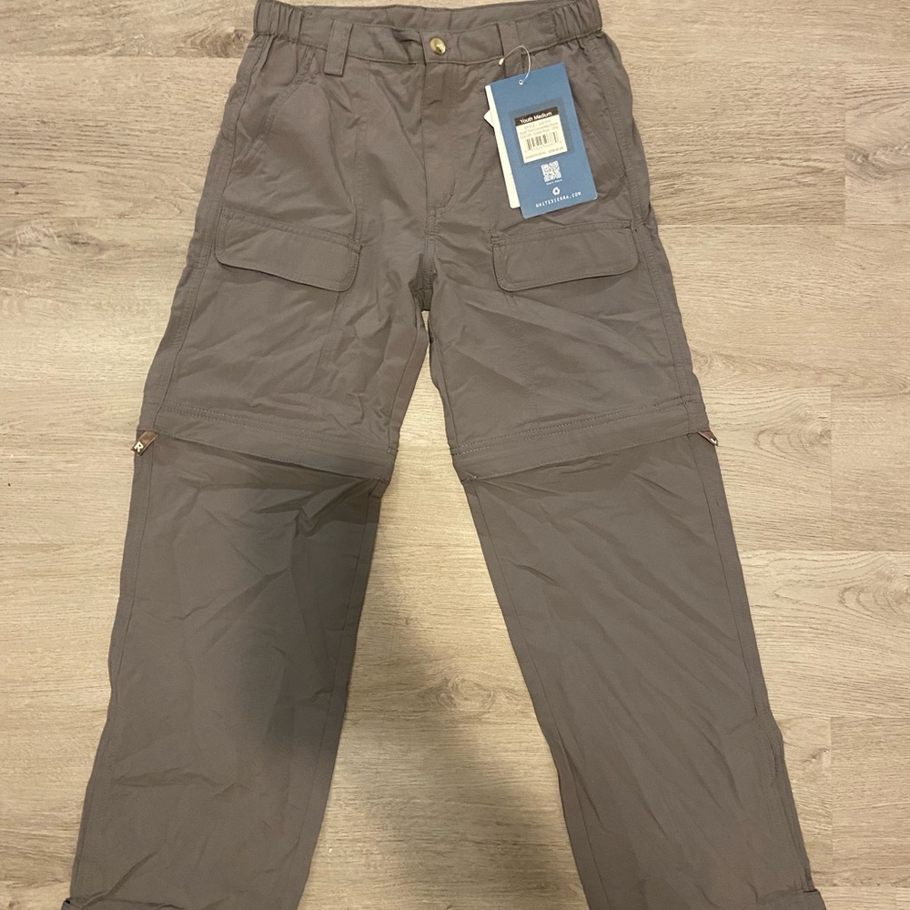 White Sierra Youth medium trail convertible pants.